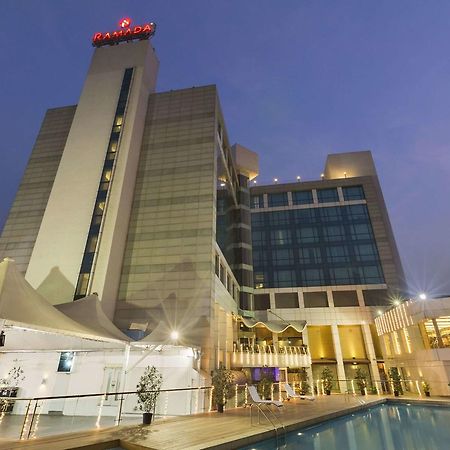 Ramada by Wyndham Navi Mumbai Hotel Bagian luar foto