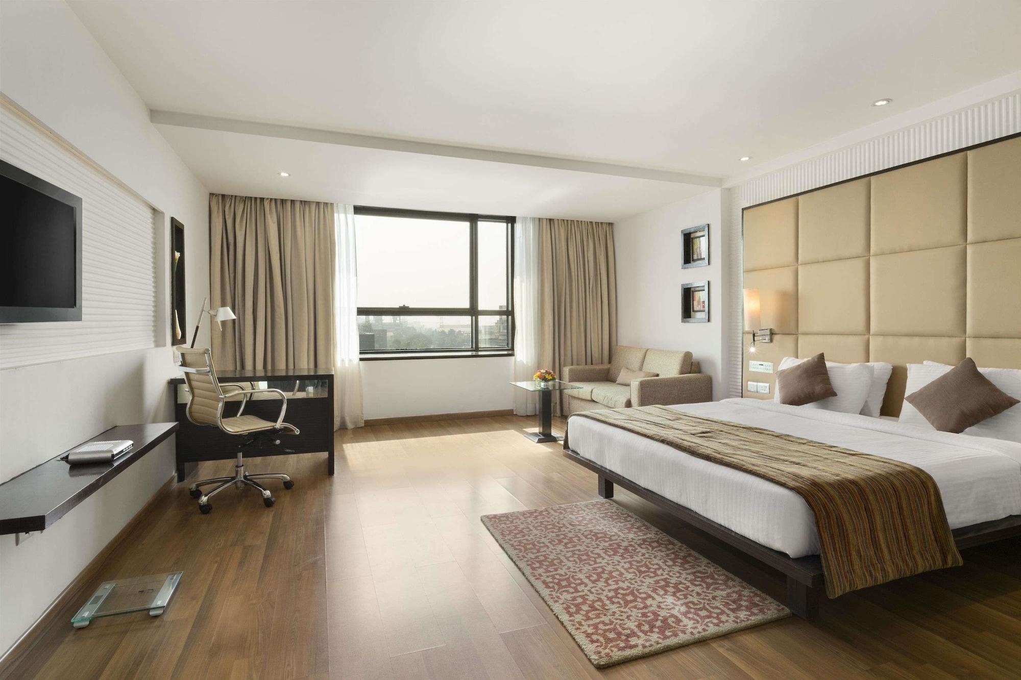 Ramada by Wyndham Navi Mumbai Hotel Bagian luar foto