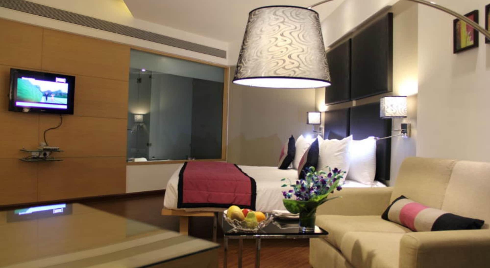 Ramada by Wyndham Navi Mumbai Hotel Bagian luar foto