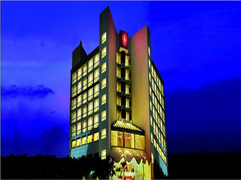 Ramada by Wyndham Navi Mumbai Hotel Bagian luar foto